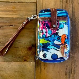 Sak Roots smartphone wristlet